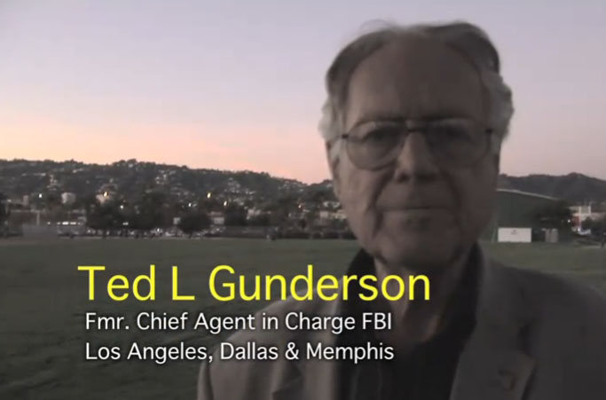 Datei:Ted Gunderson.jpg