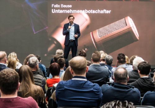 Datei:Felix Beuse Unternehmensbotschafter.jpg