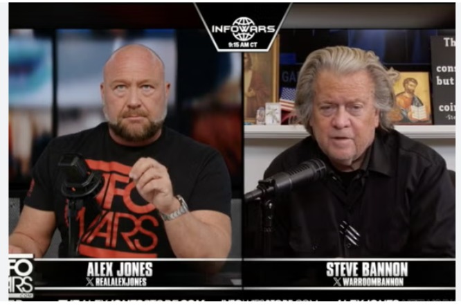 Datei:Infowars Steven Bannon.jpg