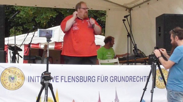Datei:Markus Fiedler Initiative Flensburg fuer Grundrechte 2020.jpg