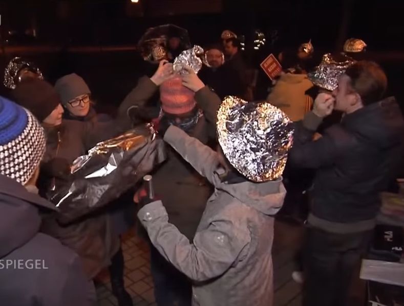 Datei:Bautzner Friedenspreis Protest 2020.jpg