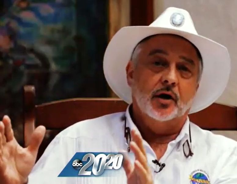 Datei:Mark Grenon ABC News 2020.jpg