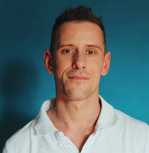 Datei:Oliver Zumann Youtube.jpg